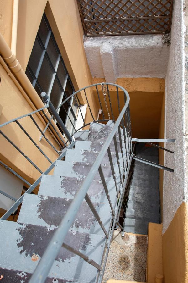 Stylish, Basement Studio With Roof Top Access - Ep9B Athen Exterior foto